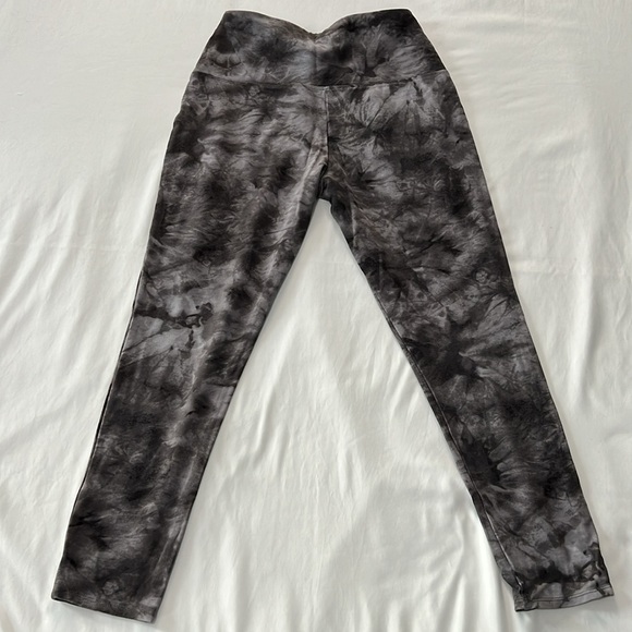 Rachel Zoe Tie-Dye Workout Leggings - Picture 4 of 5